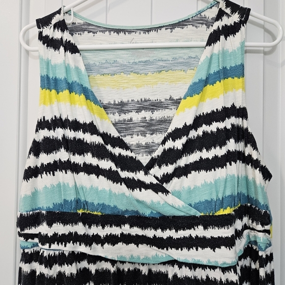 Lane Bryant Babydoll V-neck Sleeveless Top - Multicolor Stripes-Plus Size 16 - Picture 2 of 4